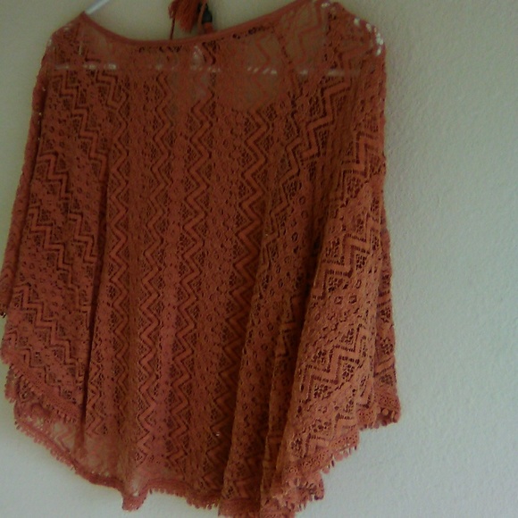 Halter top - Picture 4 of 4